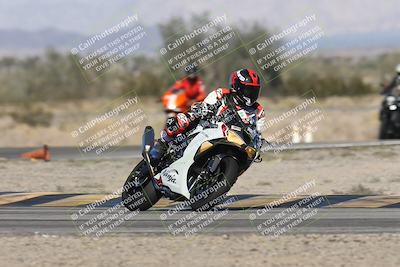 media/Dec-04-2025-Racers Edge (Thu) [[5ebc9f124d]]/3-B Group/2-Session 1 (Turn 4 Entry)/